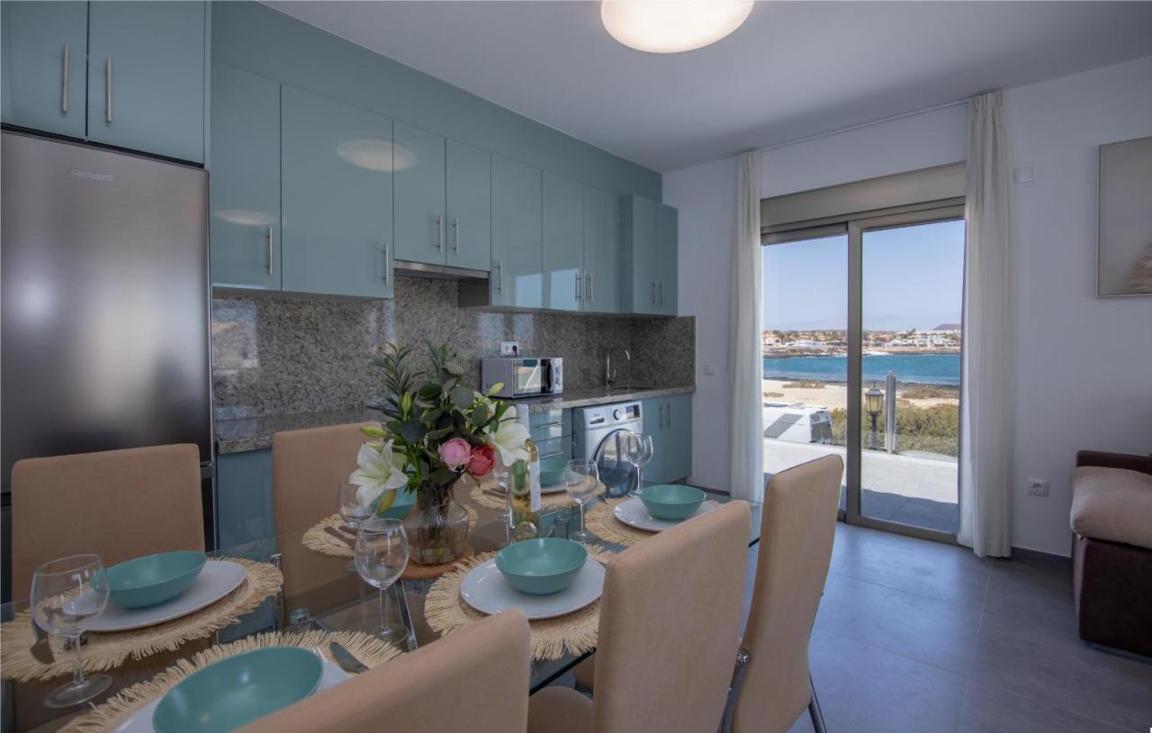 Apartment Holiday 5 Beachfront Corralejo By Holidays Home ภายนอก รูปภาพ