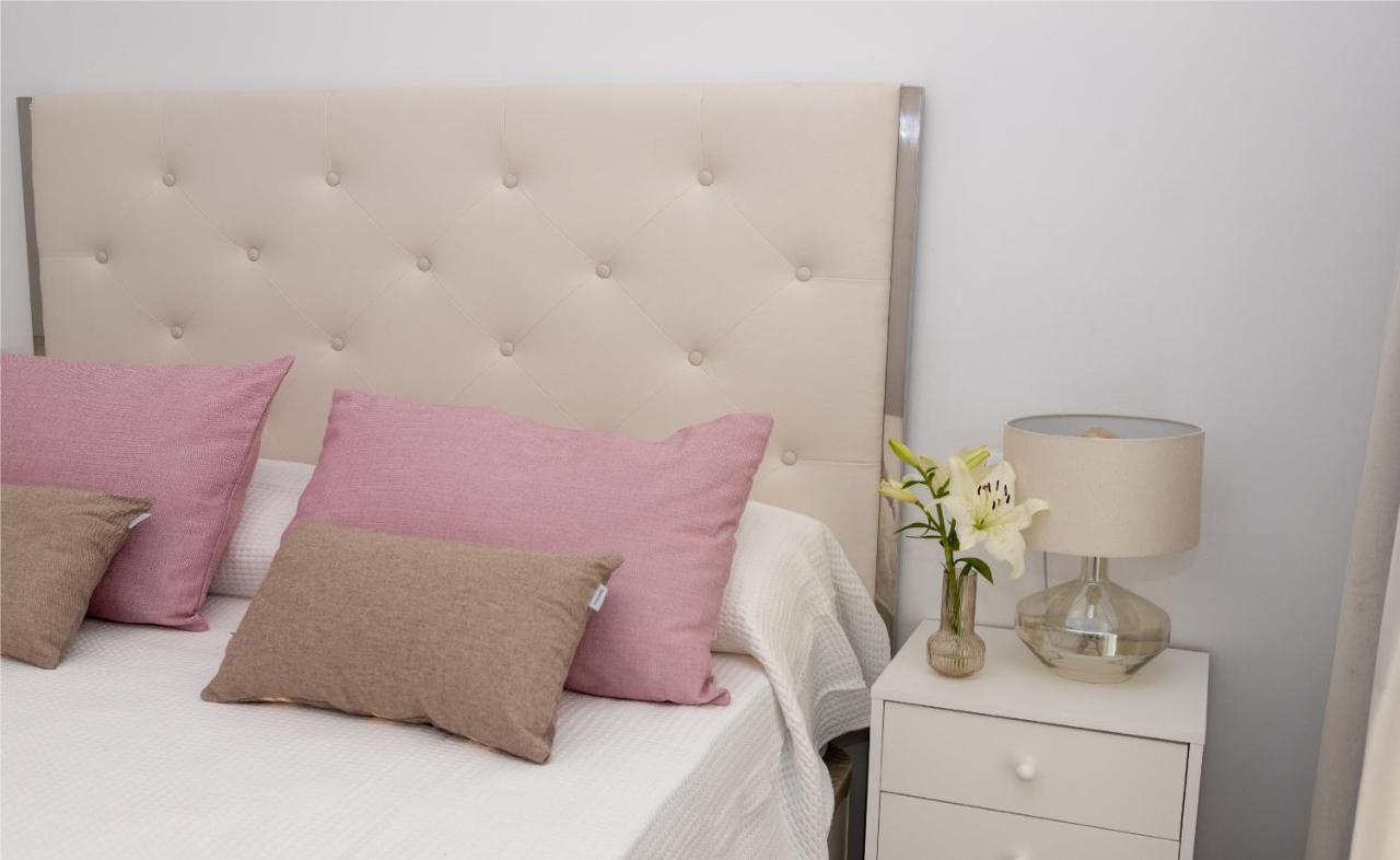 Apartment Holiday 5 Beachfront Corralejo By Holidays Home ภายนอก รูปภาพ